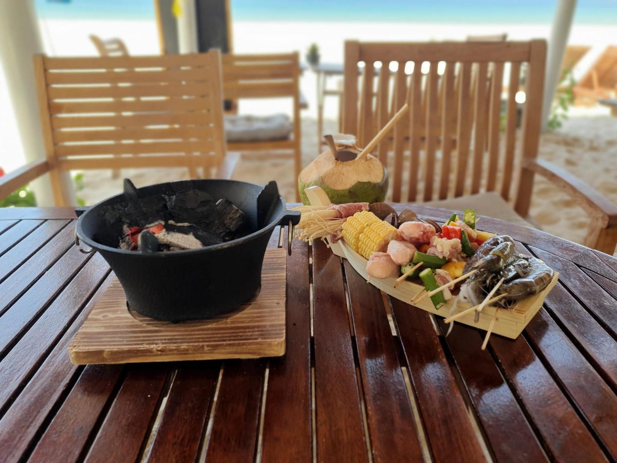 Lucky Spot Beach Bungalow Song Cau Dış mekan fotoğraf